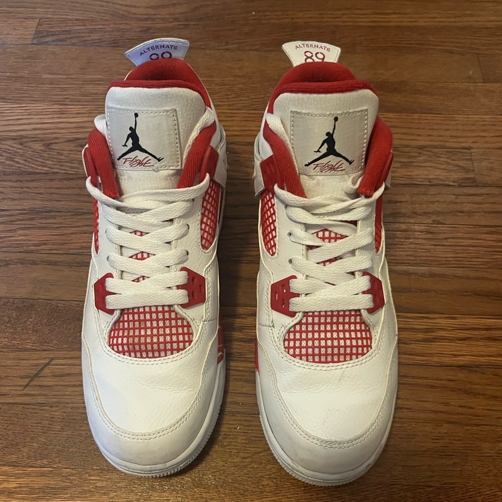 Alternate 89 retro 4 Air Jordan